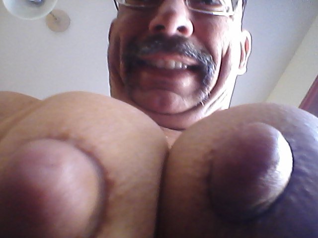 Lapis L. reccomend man playing nipples