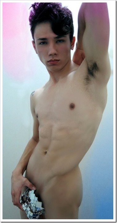 Gecko reccomend guy armpits