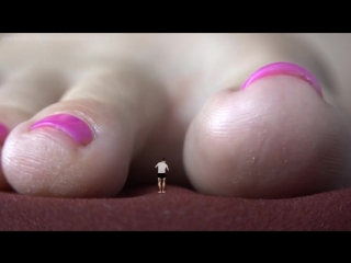 Giantess jolene