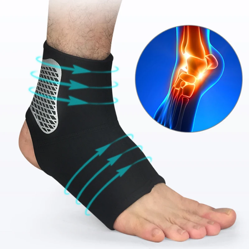 Platinum reccomend bandaging injured foot with white ankle