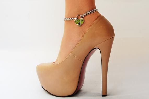 Interstate reccomend ruthlessmistress femdom high heels chains