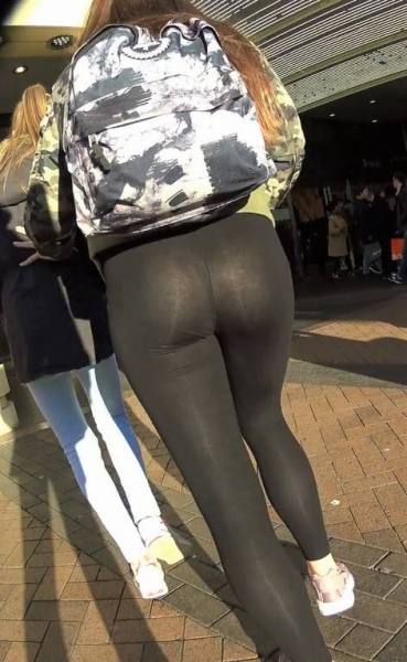 Boomer reccomend through leggings teen sexy candid girls