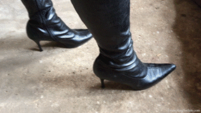Sahrye bound boots