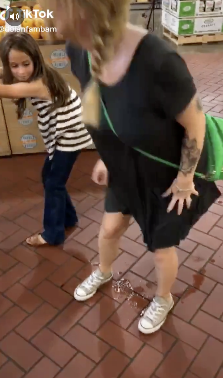 King K. reccomend girl pissing into urinal wearing boys