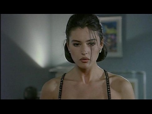 Hound D. reccomend monica bellucci from combien maimes